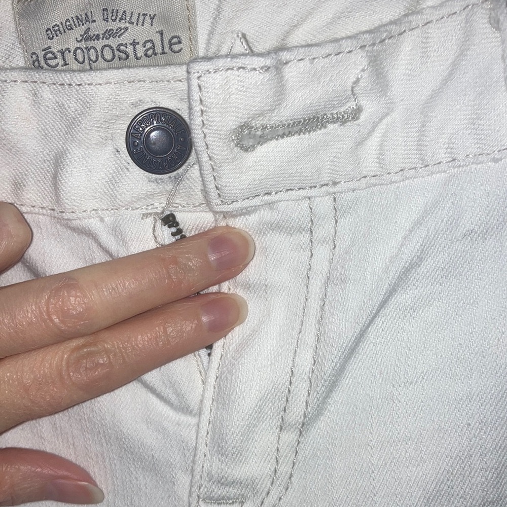 Aeropostale Cream or Bone Colored Skinny Ankle Cropped Jeans Versatile Fit - Picture 5 of 9